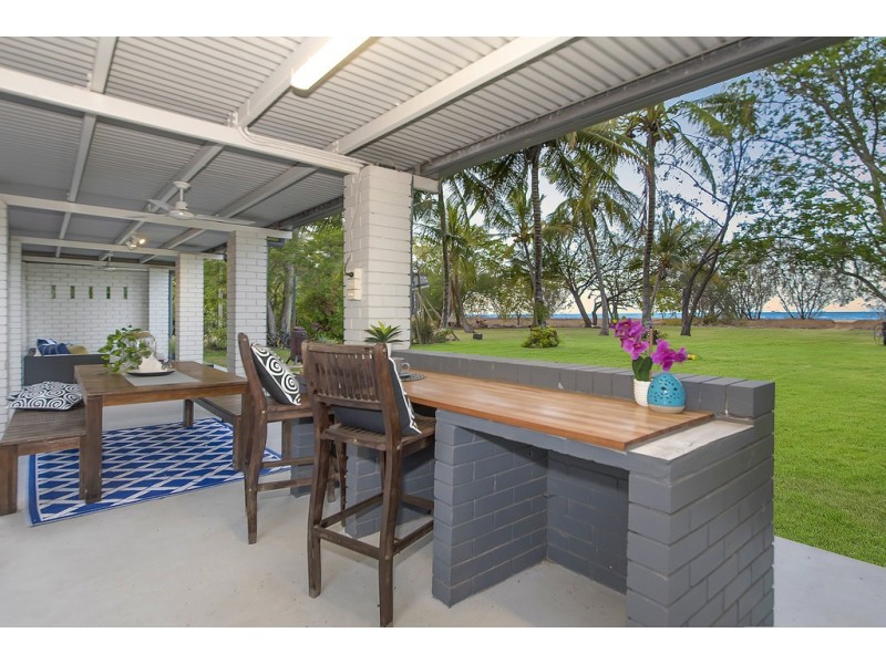 10 The Esplanade, Toolakea QLD 4818