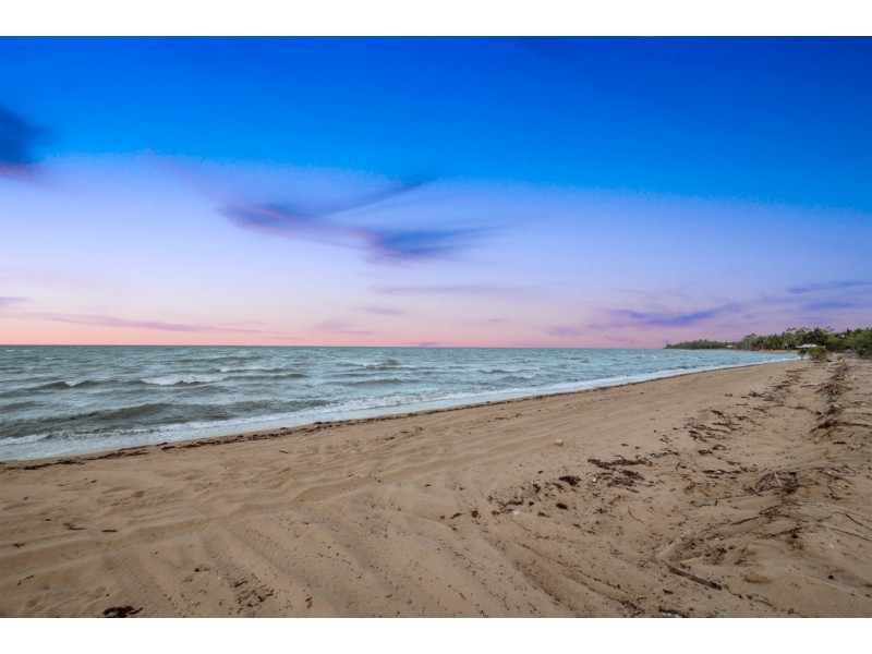10 The Esplanade, Toolakea QLD 4818