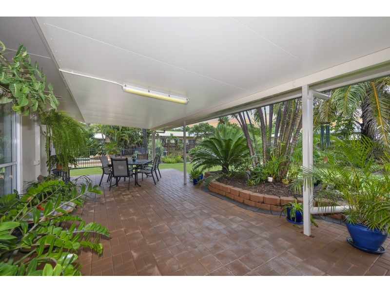 105 Marina Drive, Bushland Beach QLD 4818