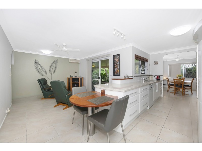 105 Marina Drive, Bushland Beach QLD 4818