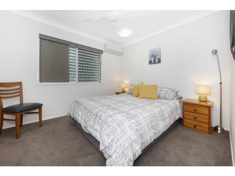 105 Marina Drive, Bushland Beach QLD 4818