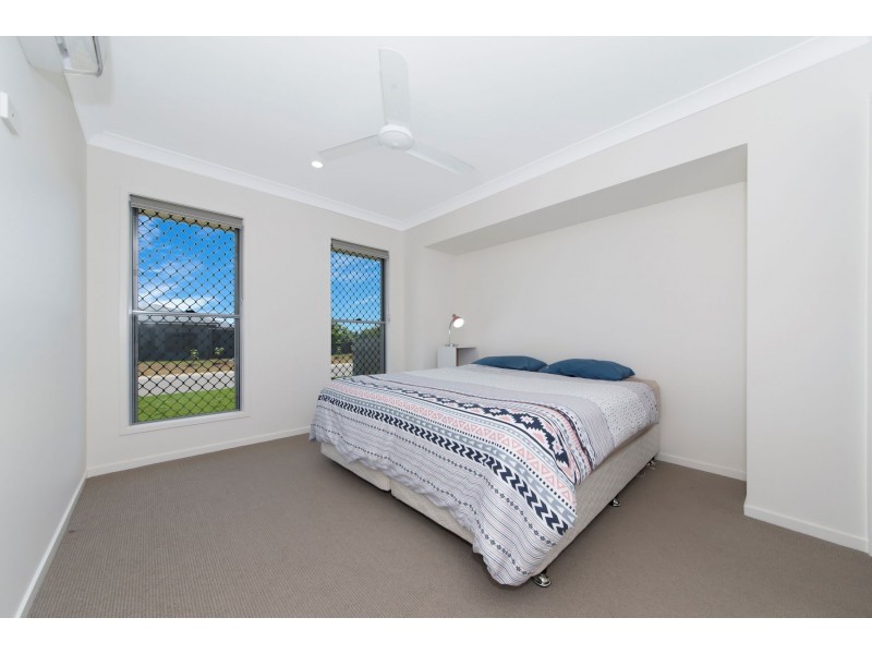 65 Fremont Street, Mount Low QLD 4818