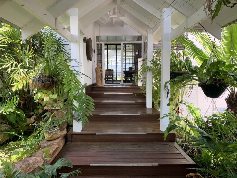 88 Keith Williams Drive, Cardwell QLD 4849