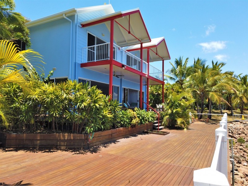 1 Poinciana Boulevard, Cardwell QLD 4849