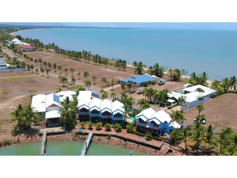 1 Poinciana Boulevard, Cardwell QLD 4849