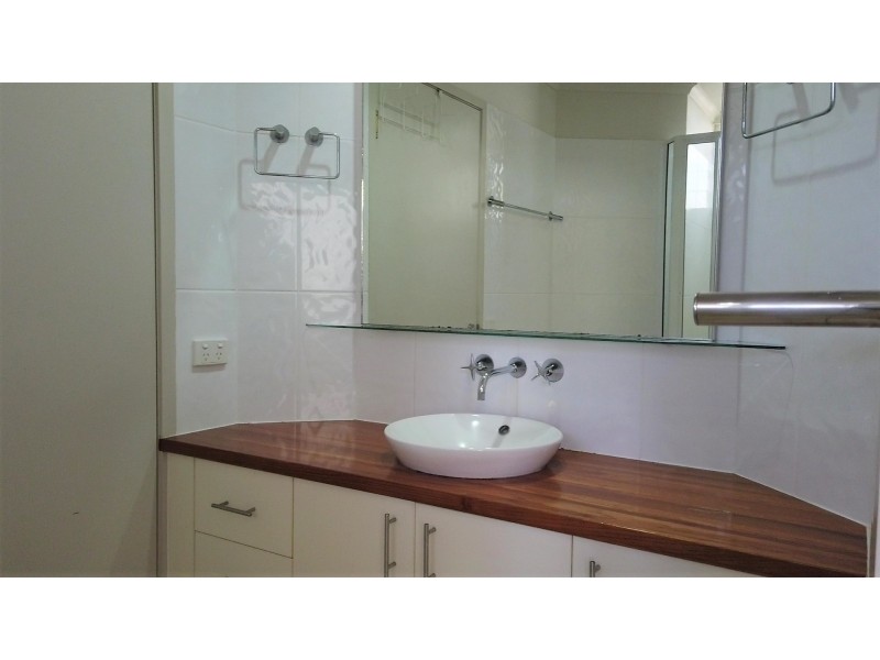 4/20-24 Poinciana Boulevard, Cardwell QLD 4849