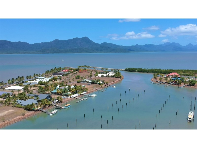 1/23 Poinciana Boulevard, Cardwell QLD 4849