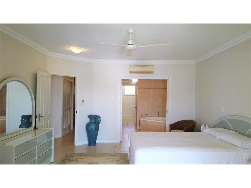 1/23 Poinciana Boulevard, Cardwell QLD 4849