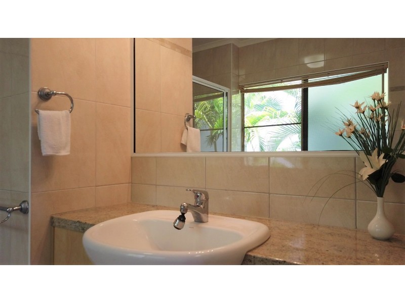 1/23 Poinciana Boulevard, Cardwell QLD 4849