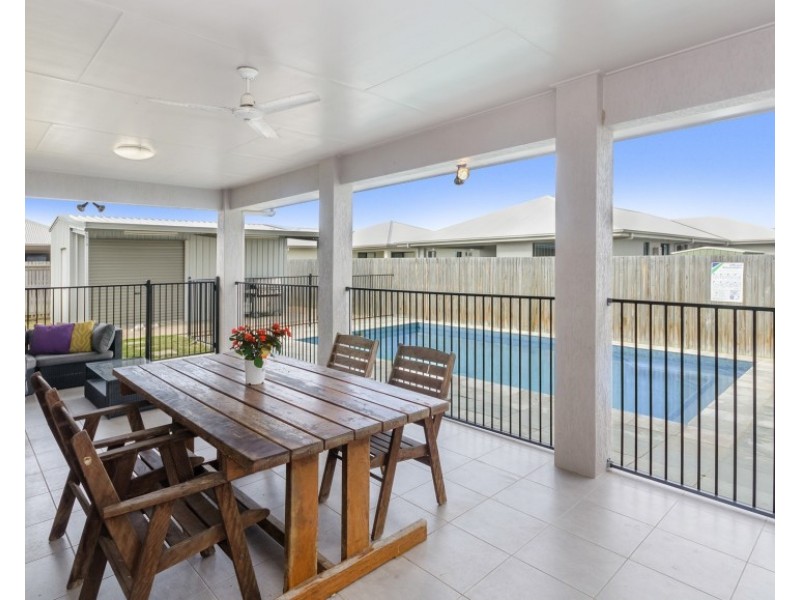 20 Dragon Flower Avenue, Mount Low QLD 4818