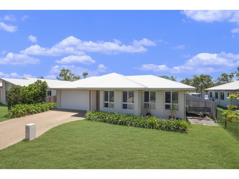 19 Pongamia Parade, Mount Low QLD 4818