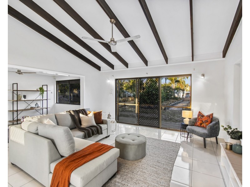 178 Mount Low Parkway, Mount Low QLD 4818