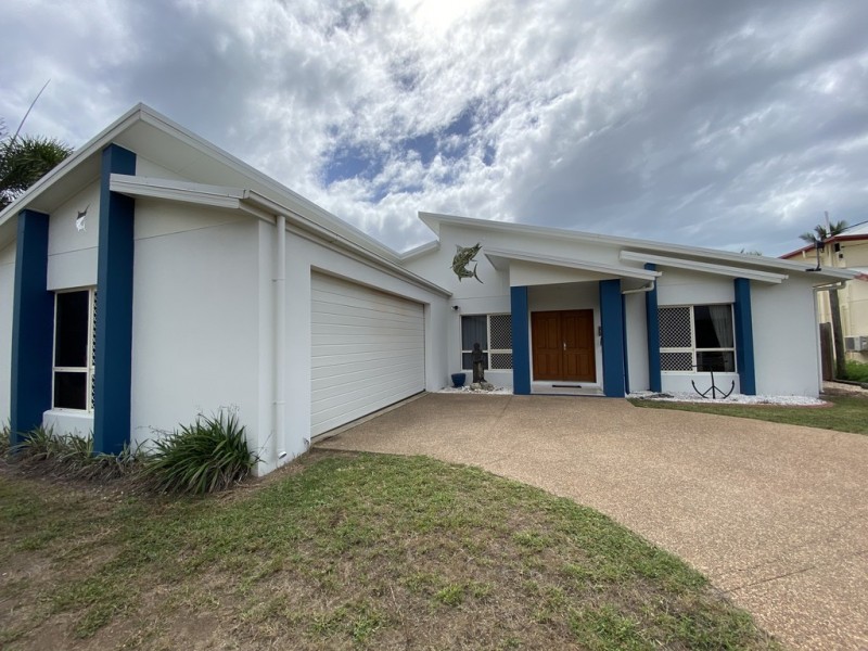 18 The Esplanade, Toolakea QLD 4818