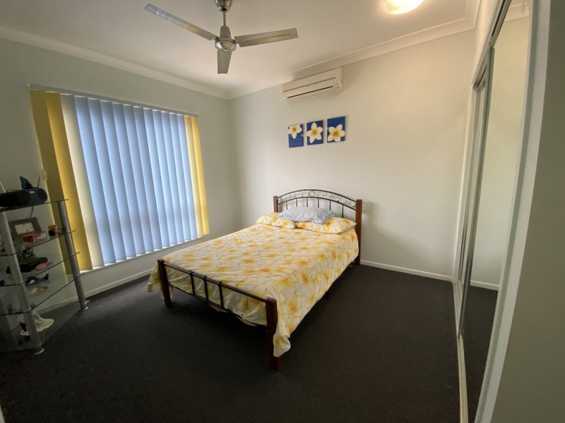 18 The Esplanade, Toolakea QLD 4818