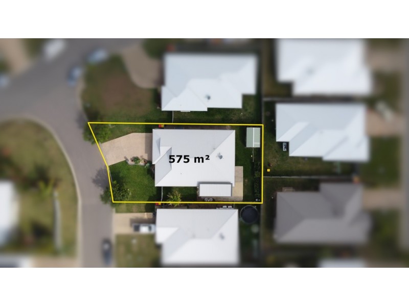 17 Nova Street, Mount Low QLD 4818