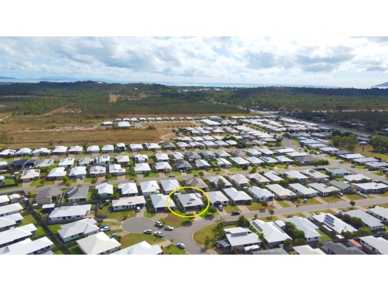 17 Nova Street, Mount Low QLD 4818