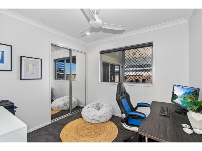 7 Pasco Drive, Burdell QLD 4818