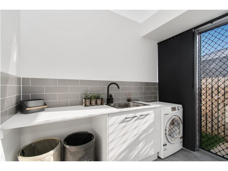 7 Pasco Drive, Burdell QLD 4818