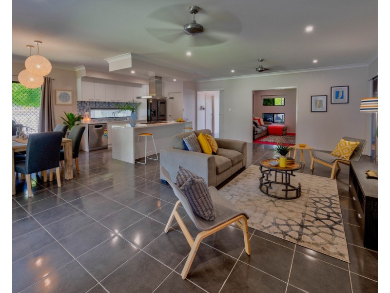 3 Huntsmans Crescent, Shaw QLD 4818