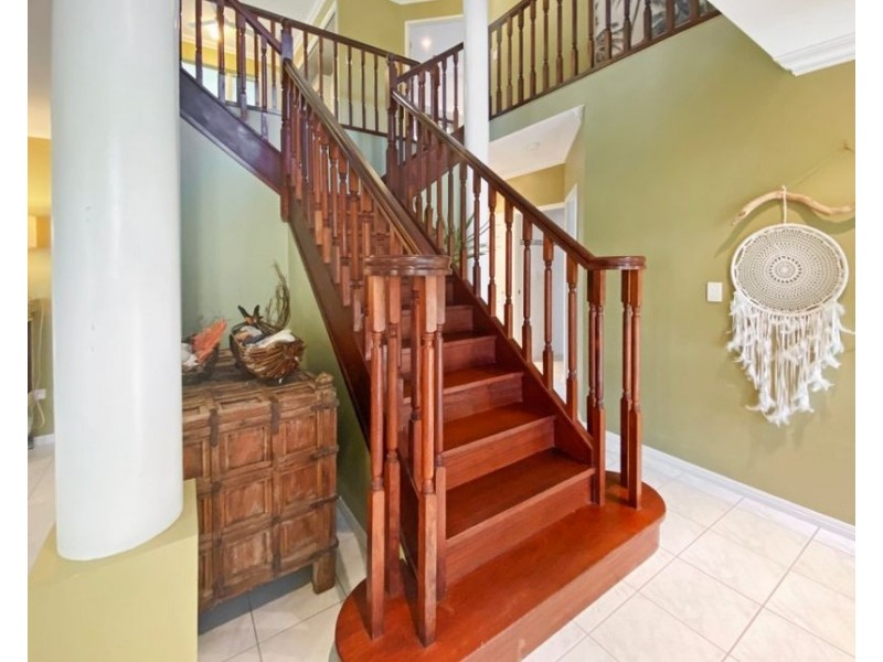 23 Manuka Court, Bushland Beach QLD 4818