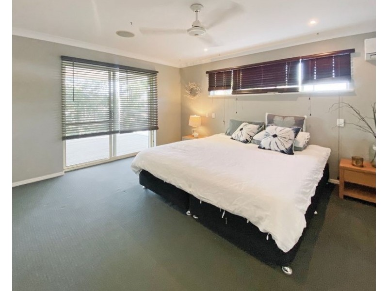 23 Manuka Court, Bushland Beach QLD 4818