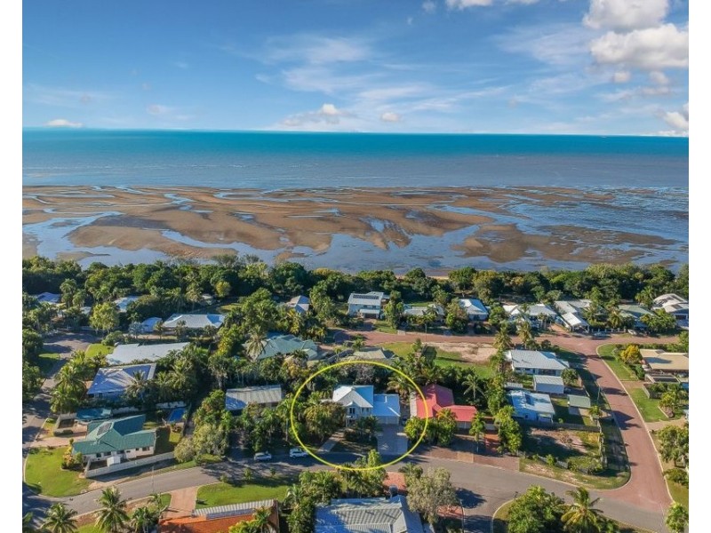 23 Manuka Court, Bushland Beach QLD 4818