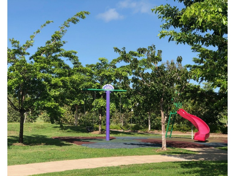 10 Speargrass Parade, Mount Low QLD 4818