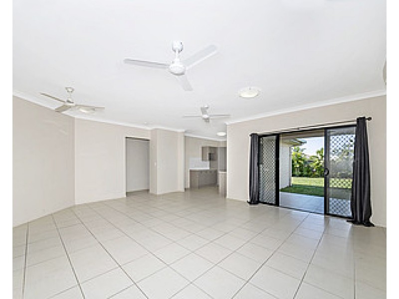 51 Daintree Drive, Bushland Beach QLD 4818