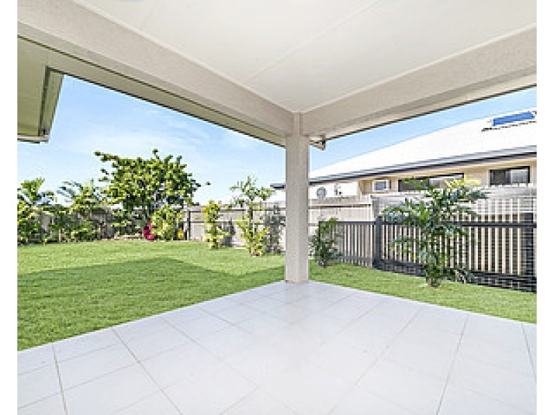 51 Daintree Drive, Bushland Beach QLD 4818