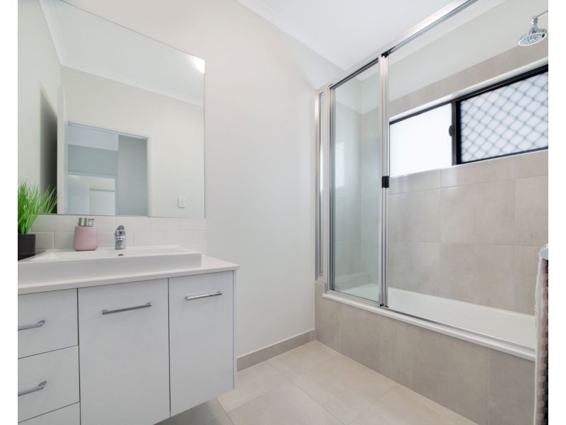 12 Nyota Street, Burdell QLD 4818