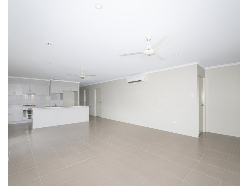 14 Dragon Flower Avenue, Mount Low QLD 4818