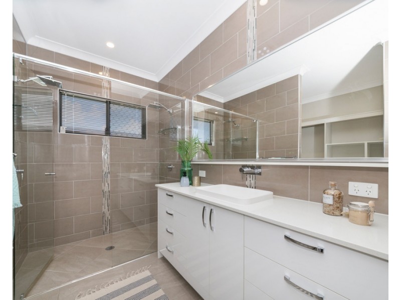 3 Anjota Street, Burdell QLD 4818