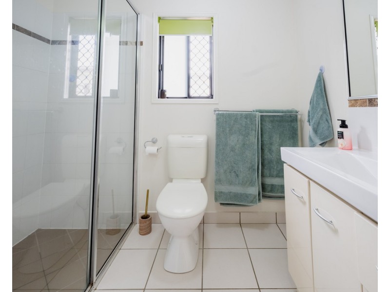 8 Sykes Close, Burdell QLD 4818