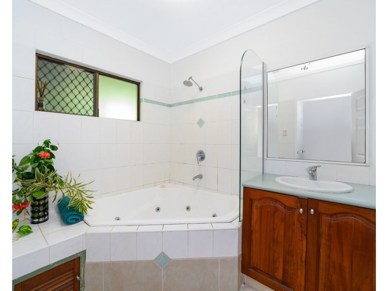 20 Darley Road, Bluewater QLD 4818