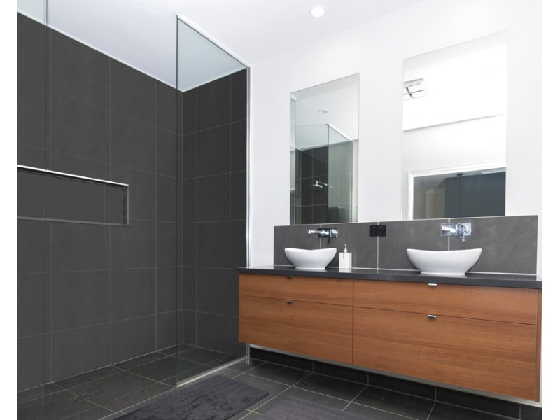 7 Beach Oak Drive, Mount Low QLD 4818