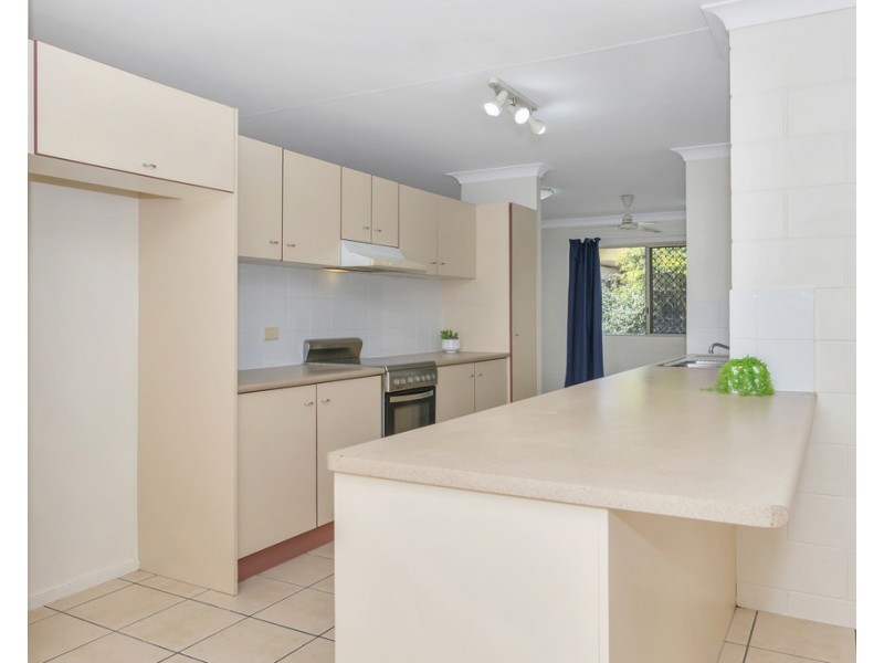 2 Pacific Avenue, Bushland Beach QLD 4818