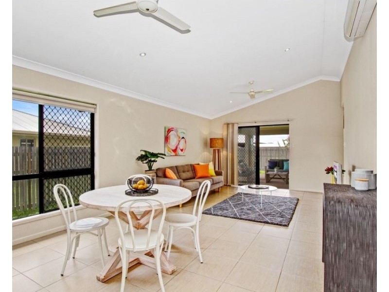 9 Dragon Flower Avenue, Mount Low QLD 4818