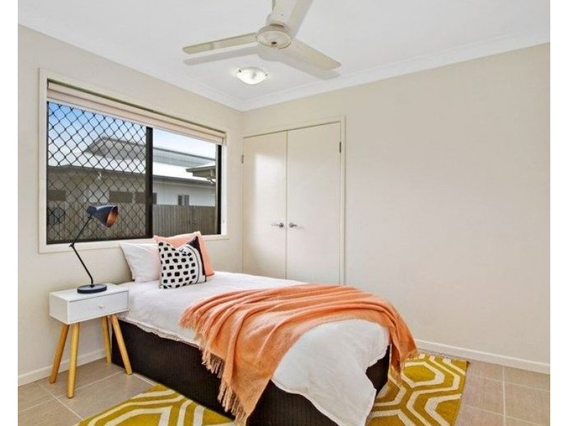 9 Dragon Flower Avenue, Mount Low QLD 4818