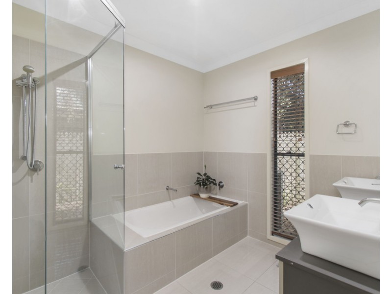 2 Goicoechea Drive, Bushland Beach QLD 4818