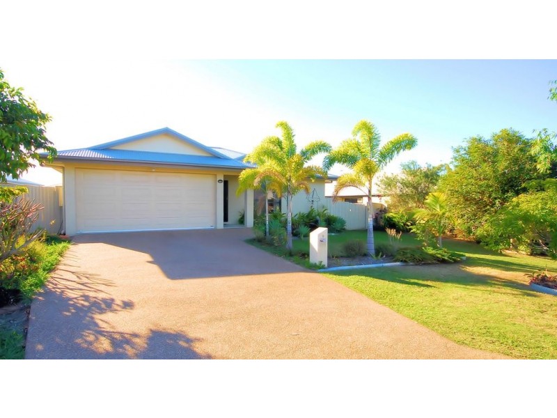 9 Mentmore Court, Bushland Beach QLD 4818