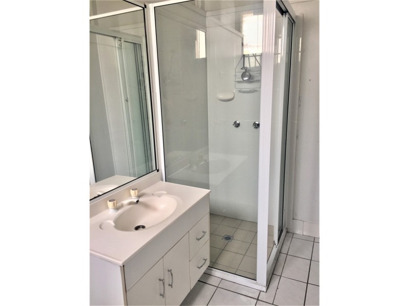 1/56 McIlwraith Street, South Townsville QLD 4810