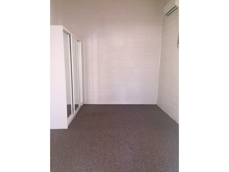 1/56 McIlwraith Street, South Townsville QLD 4810