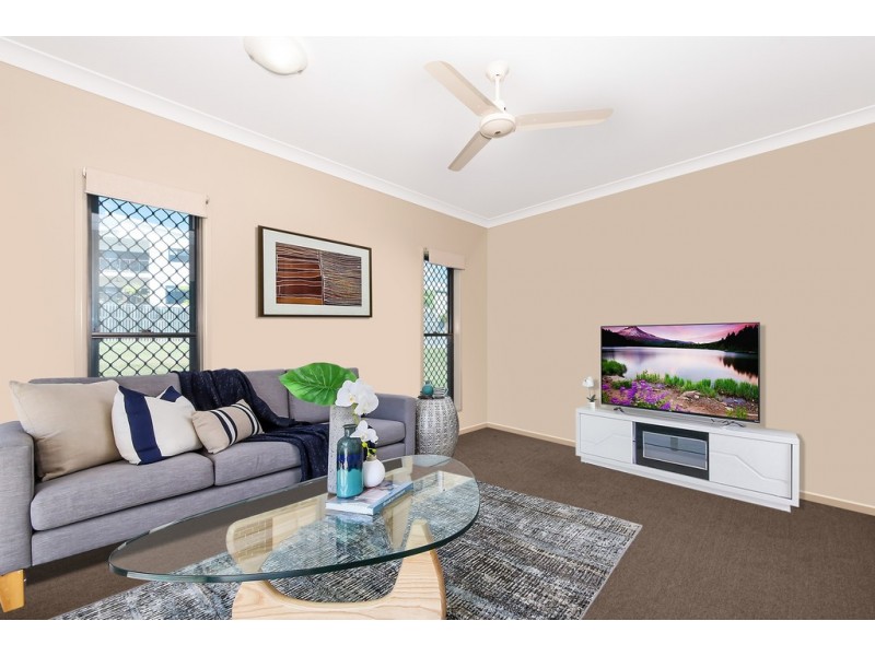 8 Cowrie Court, Bushland Beach QLD 4818