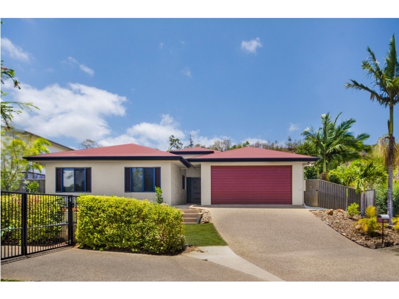 11 Yanooa Court, Bushland Beach QLD 4818