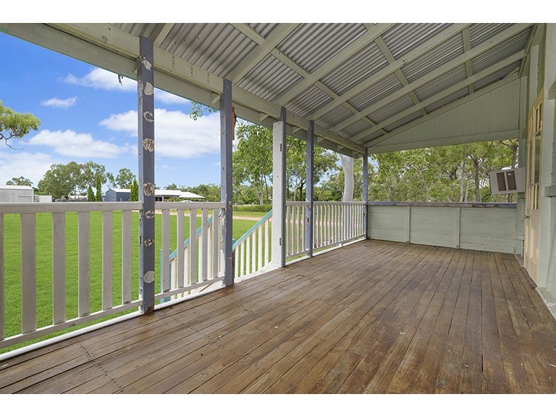 3 Bonnett Road, Mount Low QLD 4818