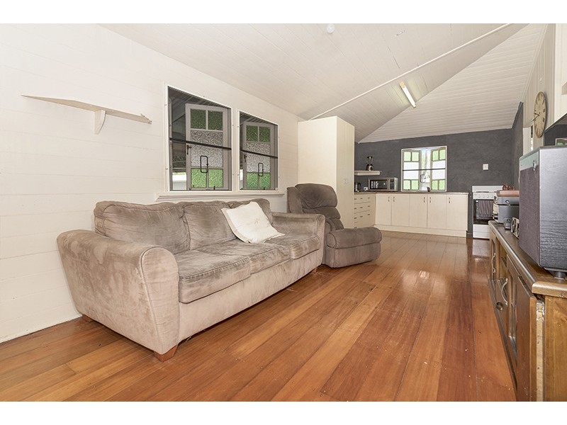 3 Bonnett Road, Mount Low QLD 4818