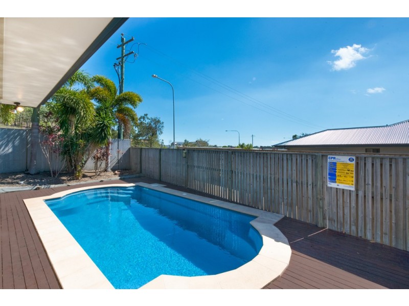 17 Deedes Crescent, Bushland Beach QLD 4818