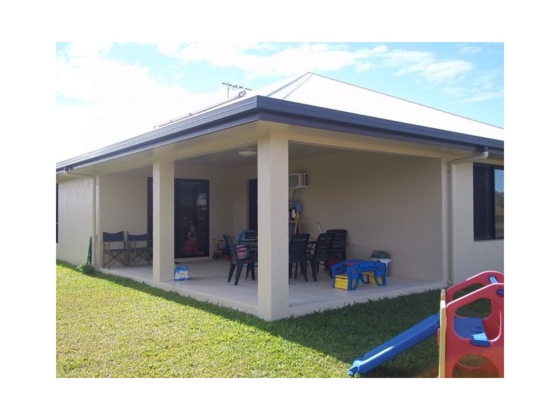 163 Daintree Drive, Bushland Beach QLD 4818