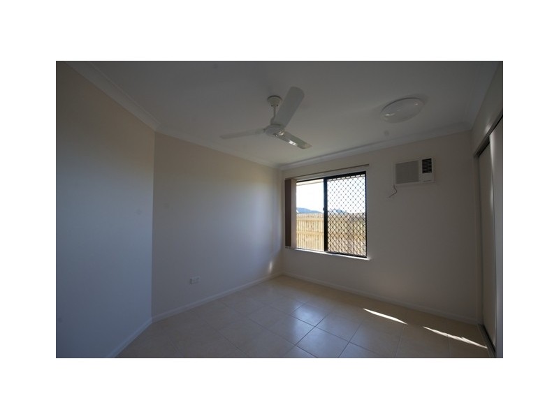 163 Daintree Drive, Bushland Beach QLD 4818