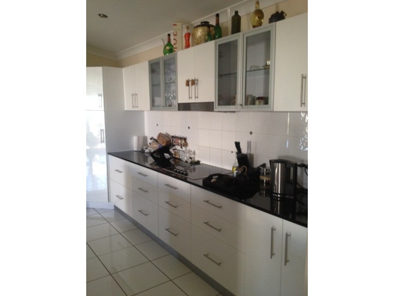 6 Platypus Street, Bushland Beach QLD 4818